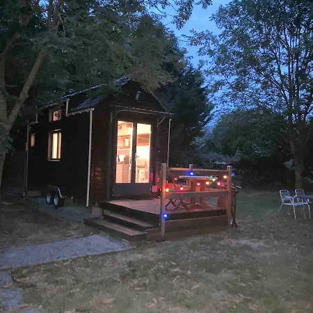 Tiny House Insolite Avec Escape Game 別荘 Chanzeaux