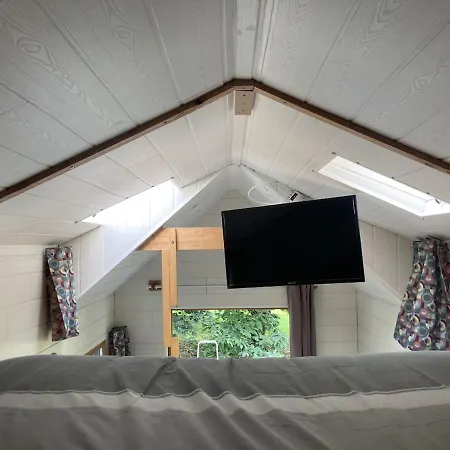 Tiny House Insolite Avec Escape Game Chanzeaux