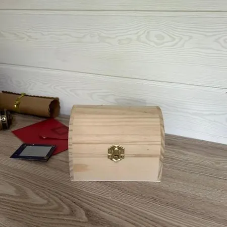 Tiny House Insolite Avec Escape Game * Chanzeaux